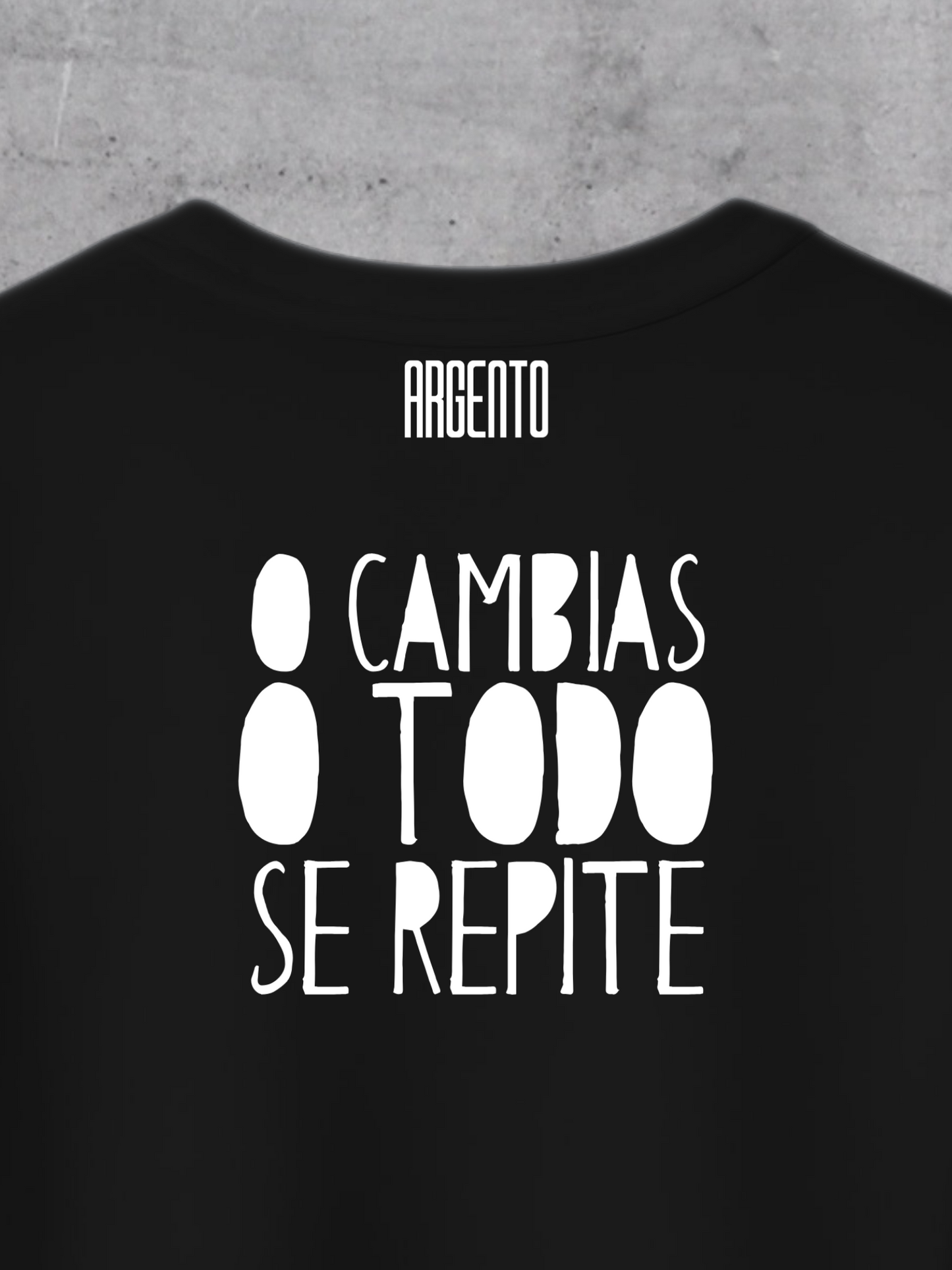 T-shirt O cambias o todo se repite Woman