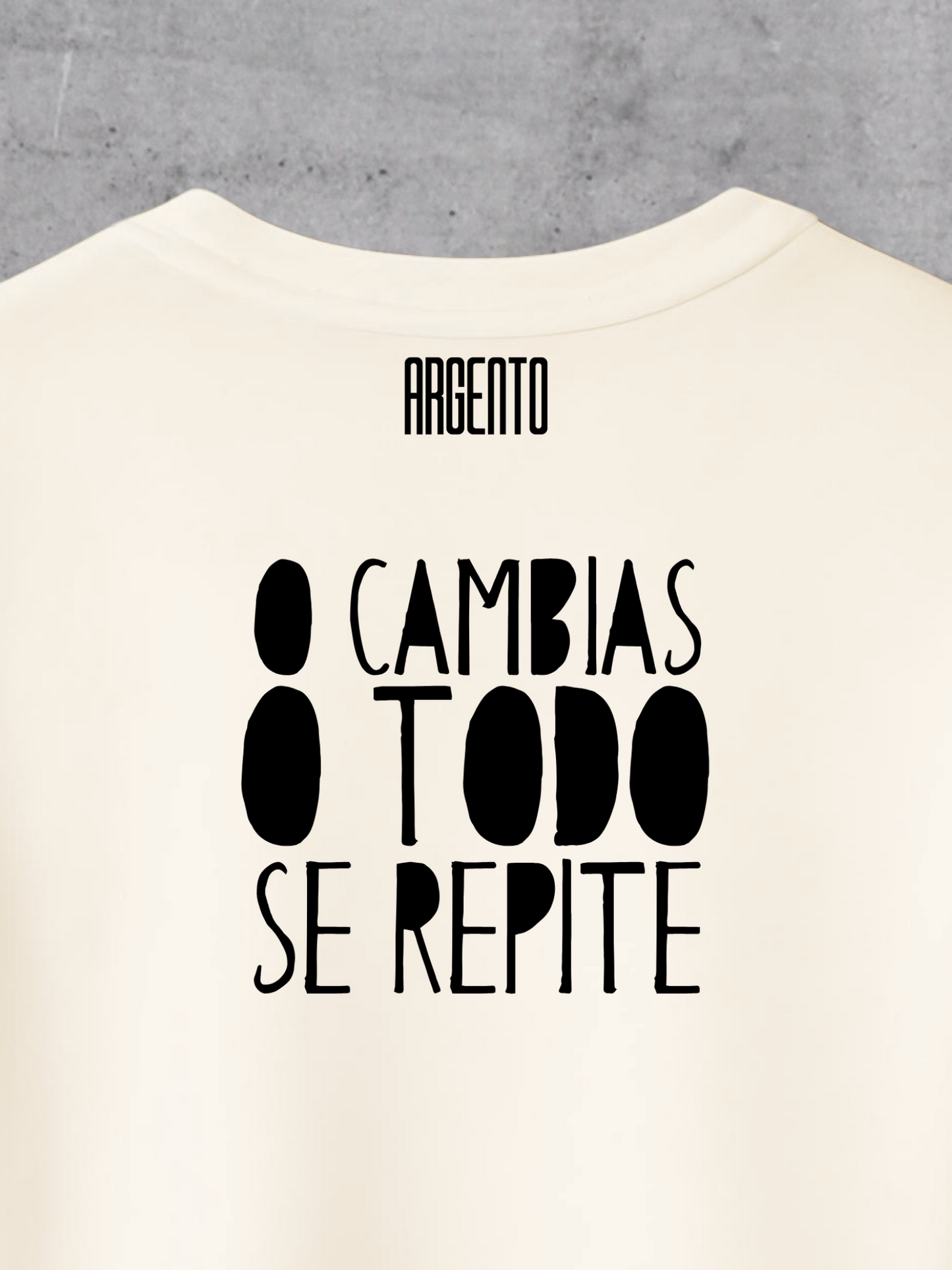 T-shirt O cambias o todo se repite Woman